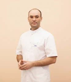 Невролог Караваев Николай Николаевич прием в  медицинских центрах 