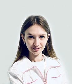 Стоматолог Широкова Юлия Сергеевна Ист клиник, прием онлайн