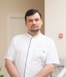 Невролог Степашкин Роман Игоревич прием в медицинском центре Ист Клиник в Одинцово