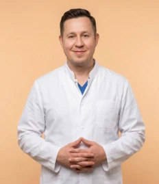 Травматолог-ортопед Зыбенков Иван Александрович прием в медицинском центре 