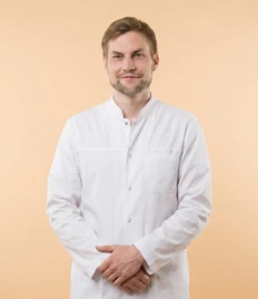 Мануальный терапевт Курчевнев Андрей Анатольевич прием в медицинском центре 