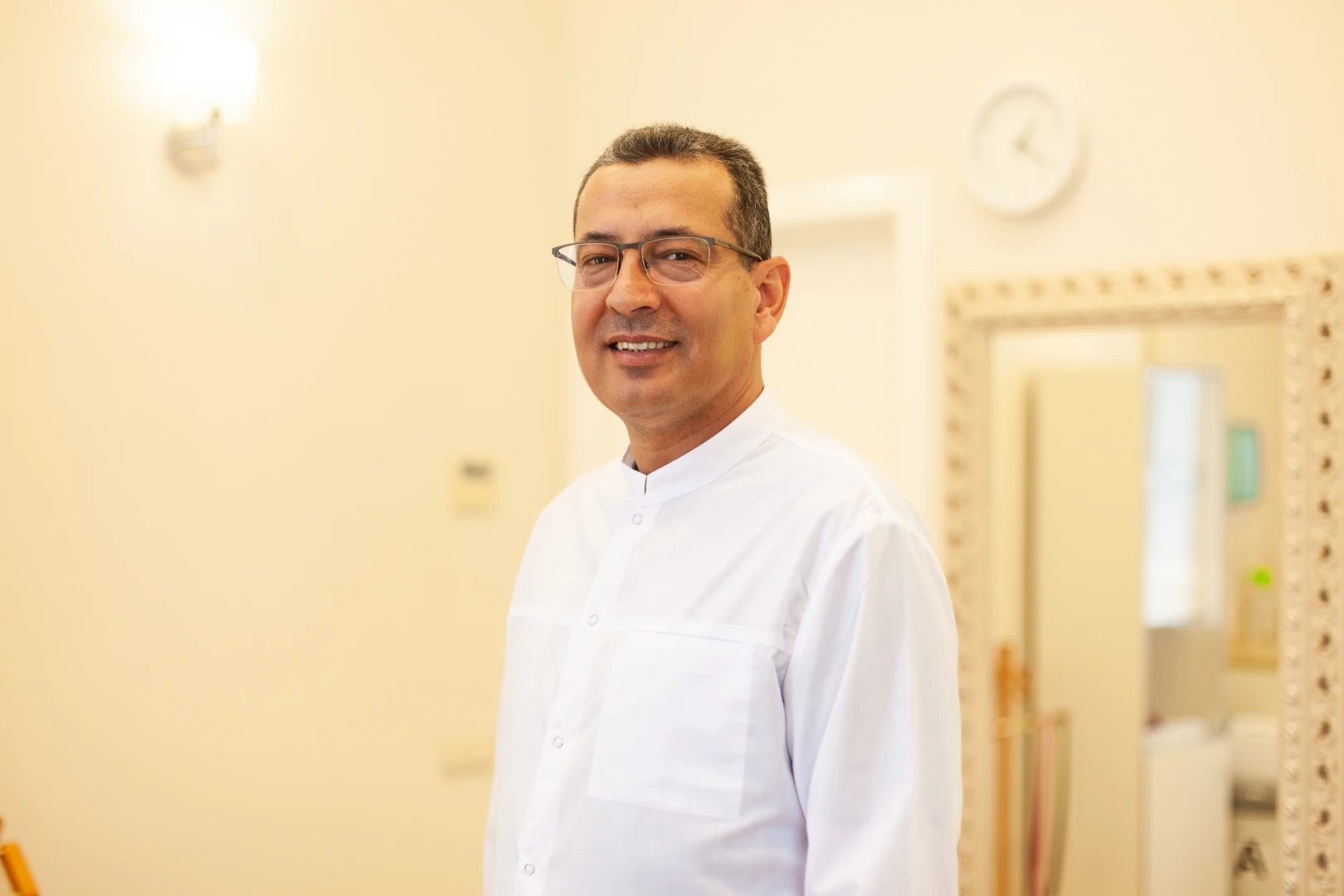 Врач-уролог в Ист Клинике