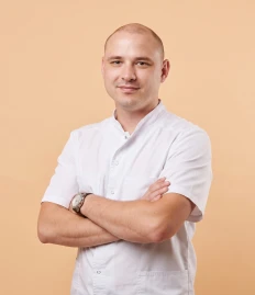 Травматолог-ортопед · Вертебролог · Артролог · Алголог · Подиатр · Реабилитолог · Врач первичного приёма Кучеров Александр Сергеевич